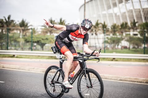 ISUZU Powers Endurance for the long run at ISUZU IRONMAN 70.3 Mossel Bay 2025 https://arrr.co.za/Gv4Az #ArriveAlive ……